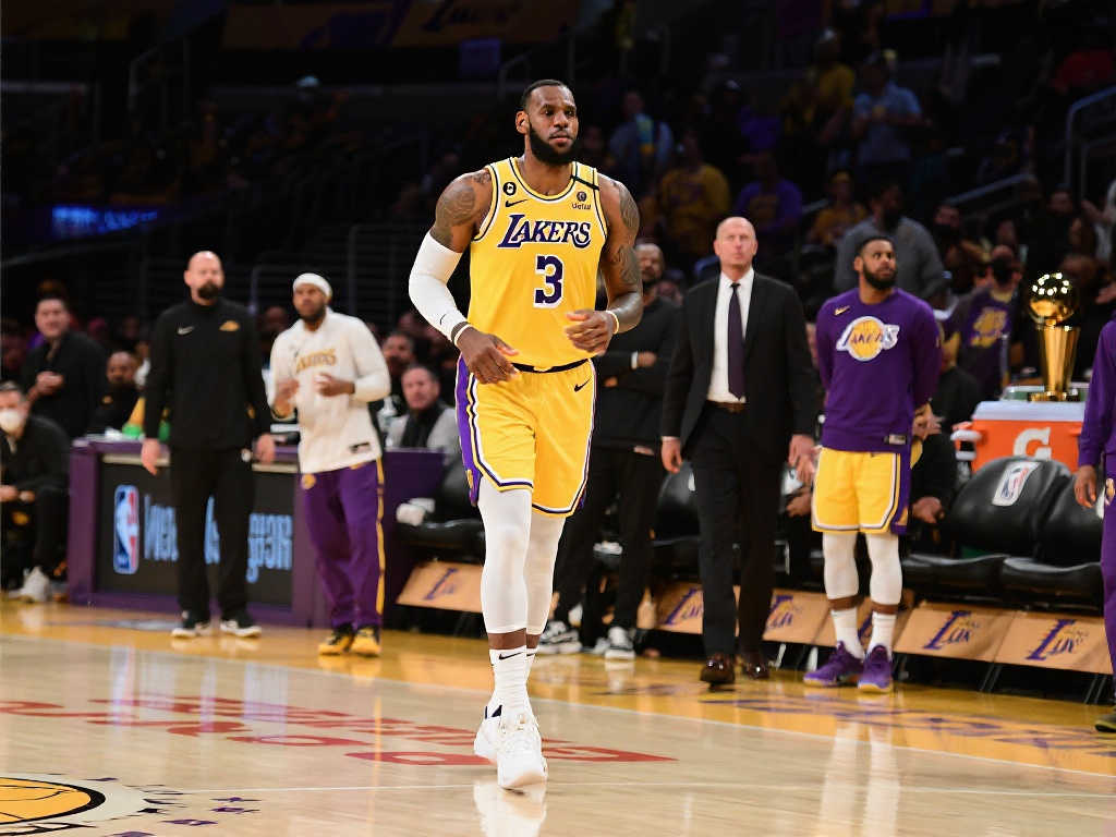 【洞察】湖人攻防一体势不可挡 总冠军目标触手可及